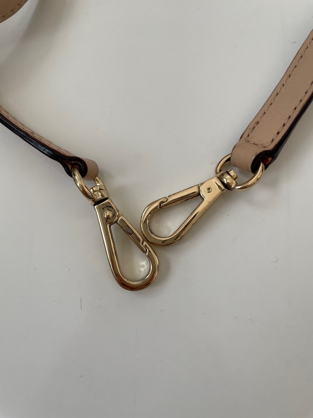 Michael Kors Grayson Barrel Leather Handbag in Brown - Picture 16 of 16